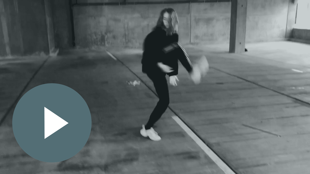 Amalie Esbjerg Søgaard, Fanget i et rum med regler, video, Holstebro Gymnasium