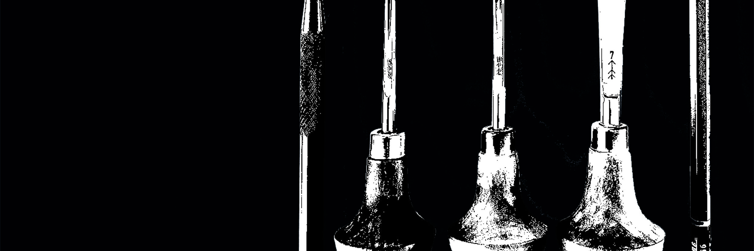 Redskaber til grafisk kunst. Sort-hvid foto